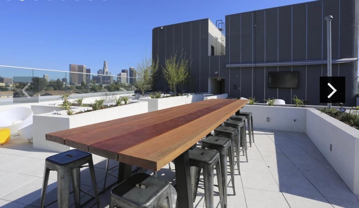 Downtown Los Angeles Skyline Balcony View Modern Penthouse Exterior foto